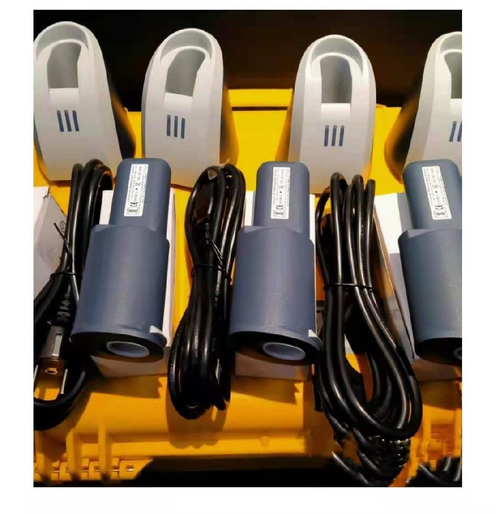 尼通電池充電器